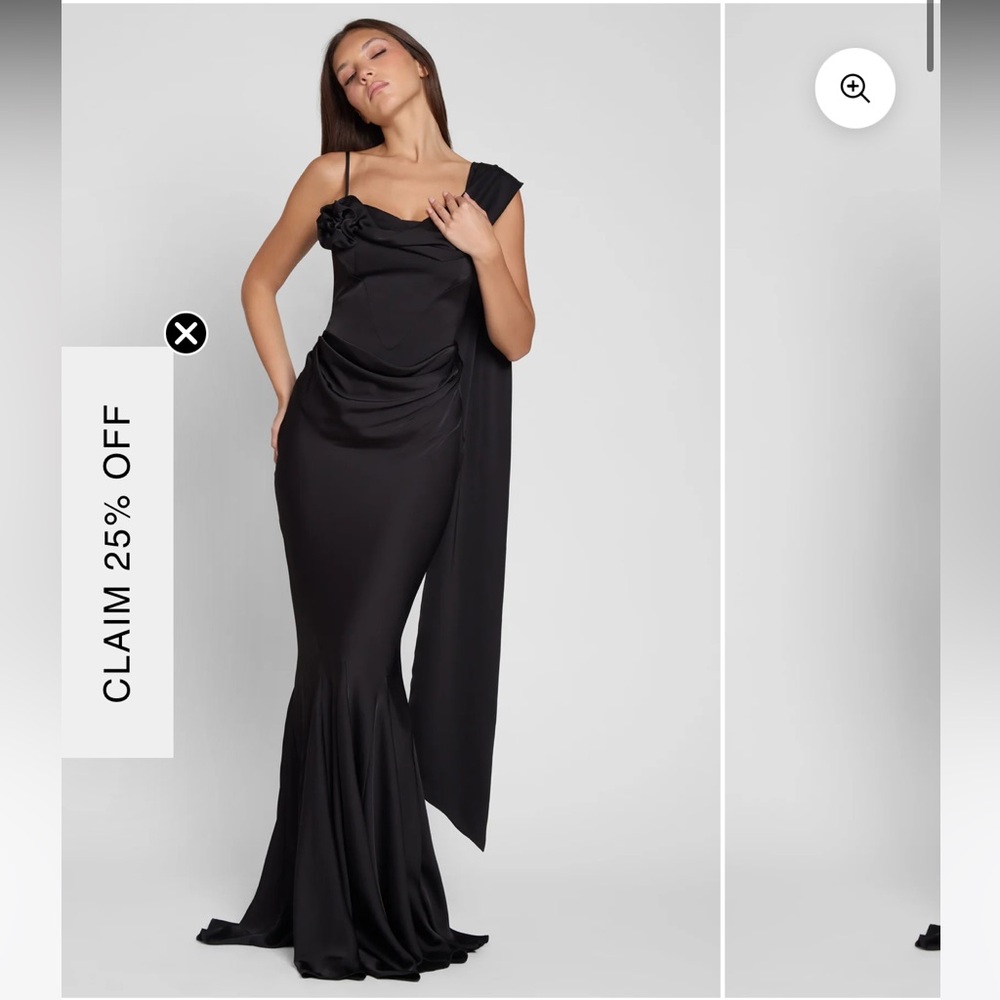 LEAU NWT Black One Shoulder Draped Gown